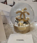 Boule de Neige – Chanel