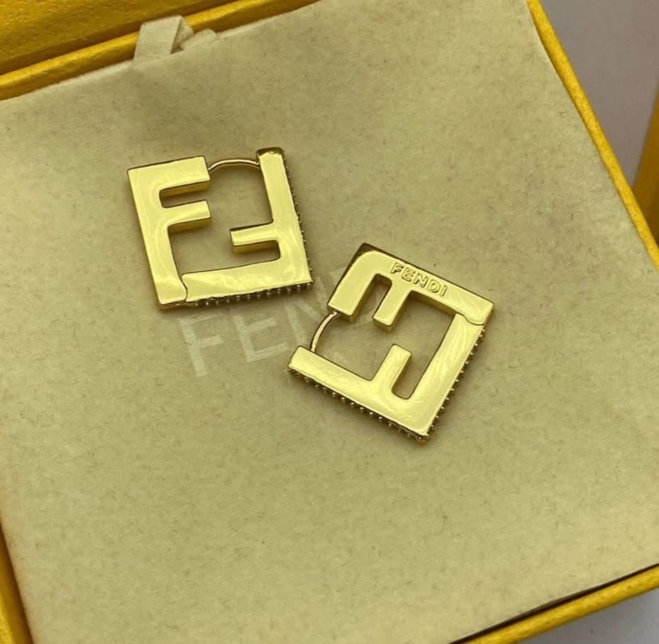 Orecchini Fendi