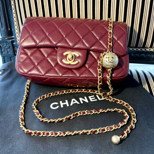 Borsa Chanel mini flap CC Pearl Crush Lamb bordeaux